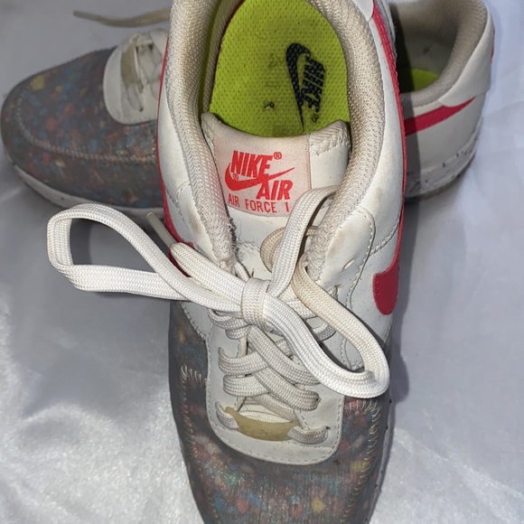 Recycle pink, white, and grey Air Force 1 - Picture 8 of 9
